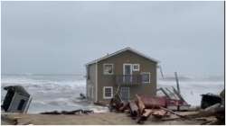 Beach house worth 3 crore collapses in North Carolina