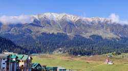 Kashmir receives season first snowfall in Gulmarg, Kashmir snowfall,  Kashmir, news latest updates, 