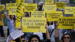 Protesters show solidarity with Iranian women