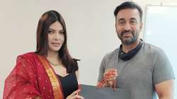 Raj Kundra, Sherlyn Chopra