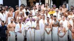 Indian cricketers at Sree Padmanabhaswamy temple 