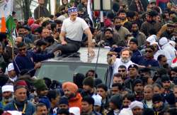 Congress leader Rahul Gandhi with J&K National Conference Vice President Omar Abdullah and others during Congress Bharat Jodo Yatra, in Qazigund