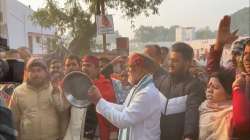 Ashwini was seen beating a plate