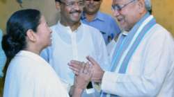 Nitish Kumar, Mamata Banerjee 