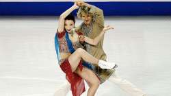 Olympic ice skaters go Bollywood