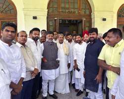 Siddaramaiah with DK Shivakumar