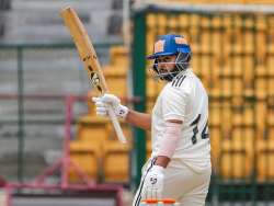 Prithvi Shaw with Mumbai during domestic cricket last season