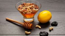 dry fruits and honey