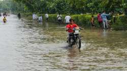 Delhi rains, delhi NCR Rainfall brings respite from heat, delhi rain today, delhi rains news, delhi 