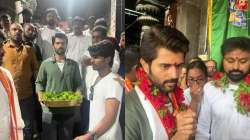 Vijay Deverakonda offers prayers at Simhachalam temple 