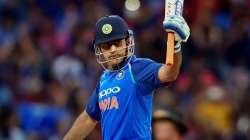 MS Dhoni, Dhoni viral videos, viral videos, trending, trending videos