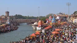 Uttarakhand news, 7 year old child dies in haridwar, har ki pauri, parents dip ailing son in Ganga R