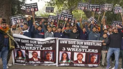 Young wrestlers