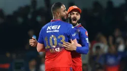 Yash Dayal and Virat Kohli 