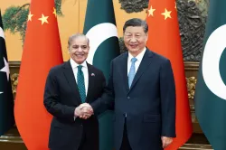 Chinese President Xi Jinping and Pakistan PM Shehbaz Sharif