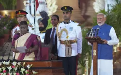 President Droupadi Murmu with PM Modi