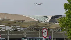 Plane takes off from IGI Airport where canopy collapsed on vehicles parked at Terminal- 1 amid heavy rain