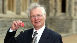 Frank Duckworth of DLS method