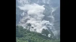 A huge portion of the mountain falls on Badrinath National Highway