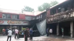 Fire at Veg Gulati restaurant in Pandara Road market.