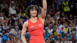 Vinesh Phogat beat Cuba's Yusneylys Guzman to make it to the Gold medal match