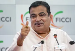  Union Minister Nitin Gadkari 