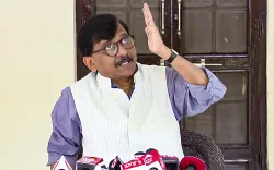 Shiv Sena (UBT) leader Sanjay Raut