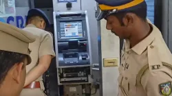 Kerala news, Unidentified gang loots Rs 70 lakh from three ATMs in Kerala, Thrissur news, State Bank