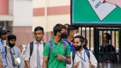  Delhi schools receive bomb threats