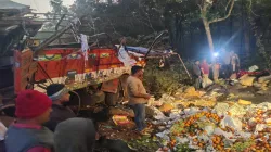 Karnataka, Karnataka road accident, Karnataka road accident deaths, vegetable truck collides with tr