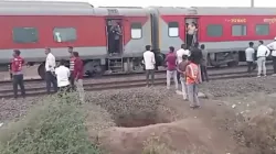 Karnataka Express Jalgaon Pushpak Express