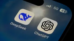 DeepSeek and ChatGPT apps