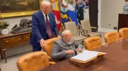 President Trump Pulls Chair for PM Modi at White House 