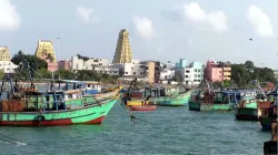 Fishermen go on indefinite strike in rameshwaram after sri lanka Navy arrested 32  