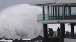 Cyclone Alfred hits Australia 