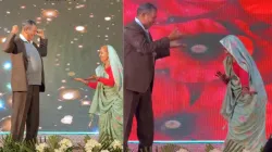 Elderly couple's dance to 'Mai Kya Karoon Ram'