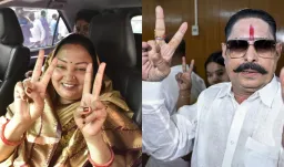 Anant Singh (right) with his wife, Neelam Devi.