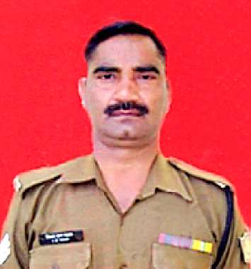 Bsf Jawan ने साथी पर चलाई 13 गोलियां, पश्चिम बंगाल के मुर्शिदाबाद में ड्यूटी पर हत्या 7 Bsf Jawan Killed In Firing By Bangladeshi Troops After Flag Meeting | India News – India Tv