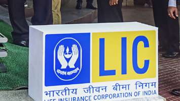 Lic share price today sales