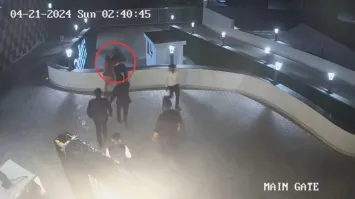 Uttar Pradesh: Businessman pushes man off 5-star hotel's terrace ...
