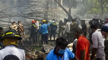 Air India plane crash updates: Donald Trump offers help, calls it one of the worst aviation disasters | India News – India TV