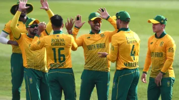 दक्षिण अफ्रीका ने जिम्बाब्वे, न्यूजीलैंड के खिलाफ त्रिकोणीय श्रृंखला के लिए  टीम की घोषणा की; कई वरिष्ठ खिलाड़ियों को आराम दिया गया ...