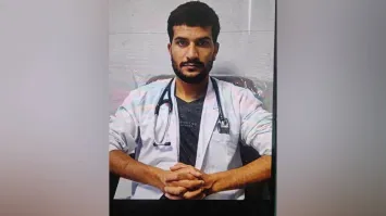Delhi blast | White collar terror: New picture shows Delhi suicide bomber  Umar in doctor's coat | India News – India TV