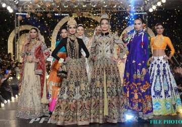 Pakistan Fashion Week 2016