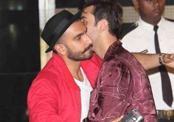 Ranveer Singh hugging Ranbir Kapoor