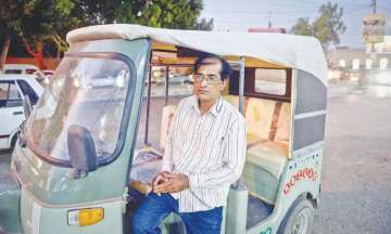 Aslam auto driver Karachi 