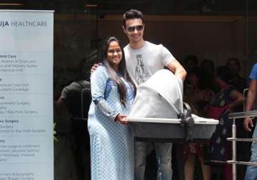 Arpita Khan with husband Aayush Sharma and son Ahil