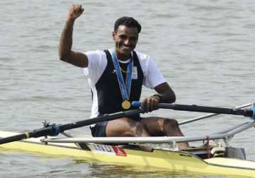 Mother battles for life, rower Dattu Bhokanal aims for nation’s pride - IndiaTV