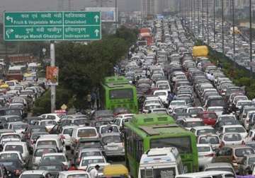 Odd-even 2.0 fails to deliver as Delhi's air quality goes down to 'very poor'