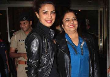 Priyanka Chopra with her mother Madhu